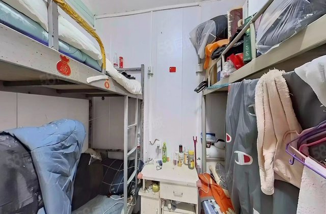 延寿街胡同小区1室0厅12.1㎡125万二手房图片