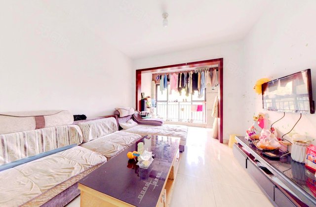 蓝光COCO金沙(一期)3室1厅73.61㎡140万二手房图片