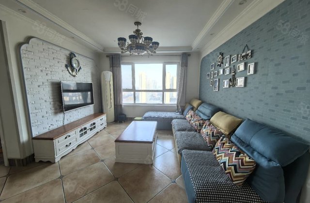 水晶丽城精装修3室，七中，商品房阿卡亿丰