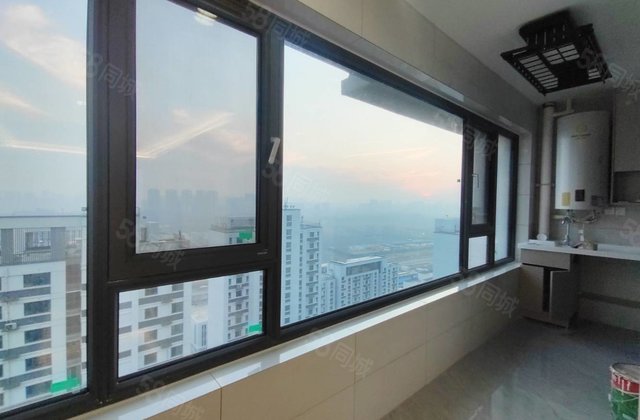 带装修 孟达澜庭嘉苑 次新小区 双阳台 边户 看房方便