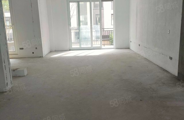 万科云鹭湾霞鹭院4室2厅168.61㎡299万二手房图片