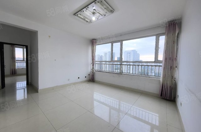 畅博怡情湾！临湖而居！双卫边户！停车方便！好楼层！采光  ！