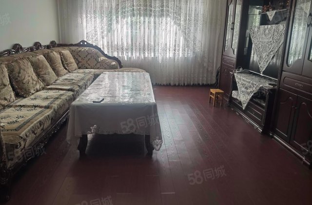 乌鲁木齐职业大学住宅区3室2厅127㎡105万二手房图片