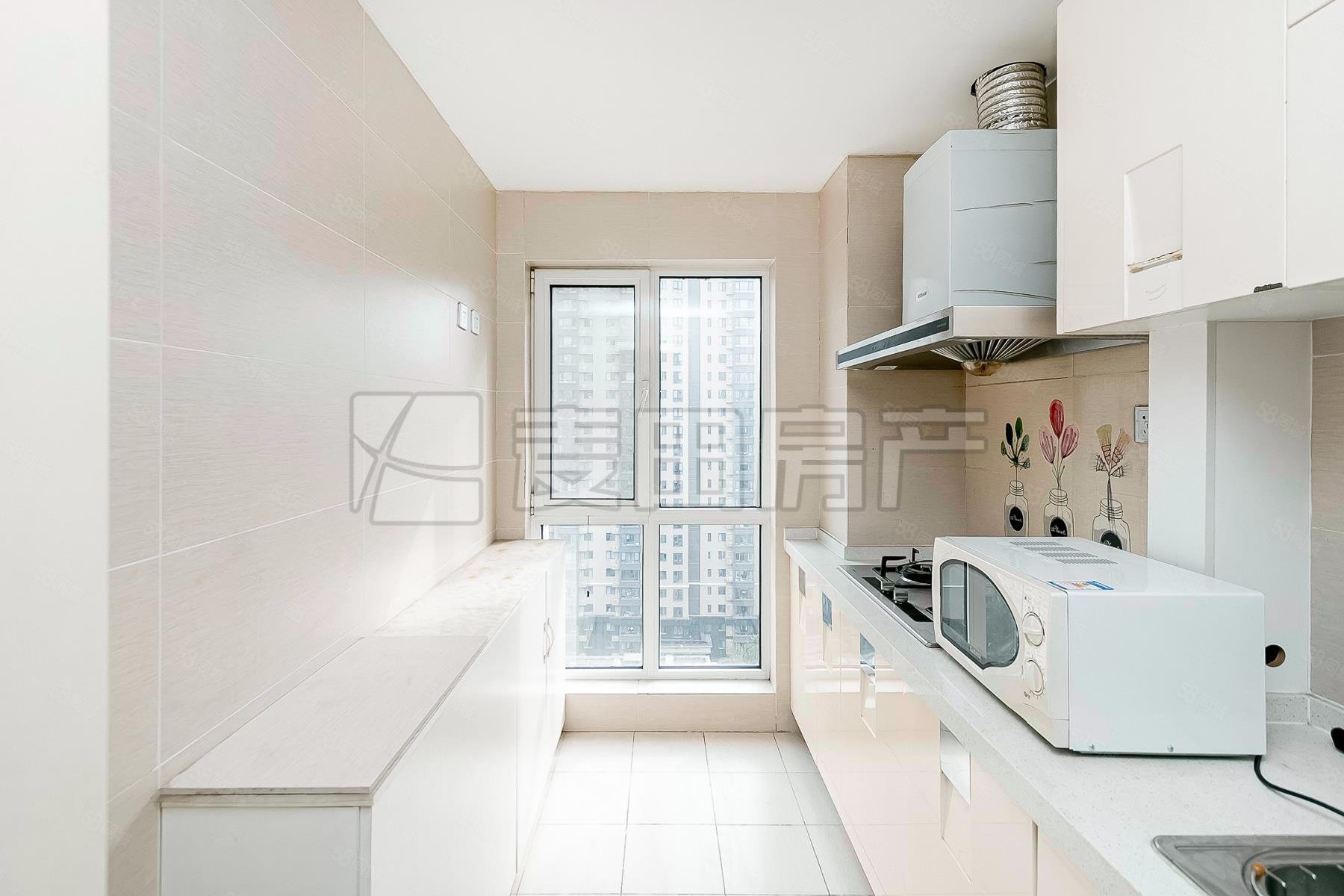 首城國際1室1廳1衛(wèi)69.68㎡東南450萬