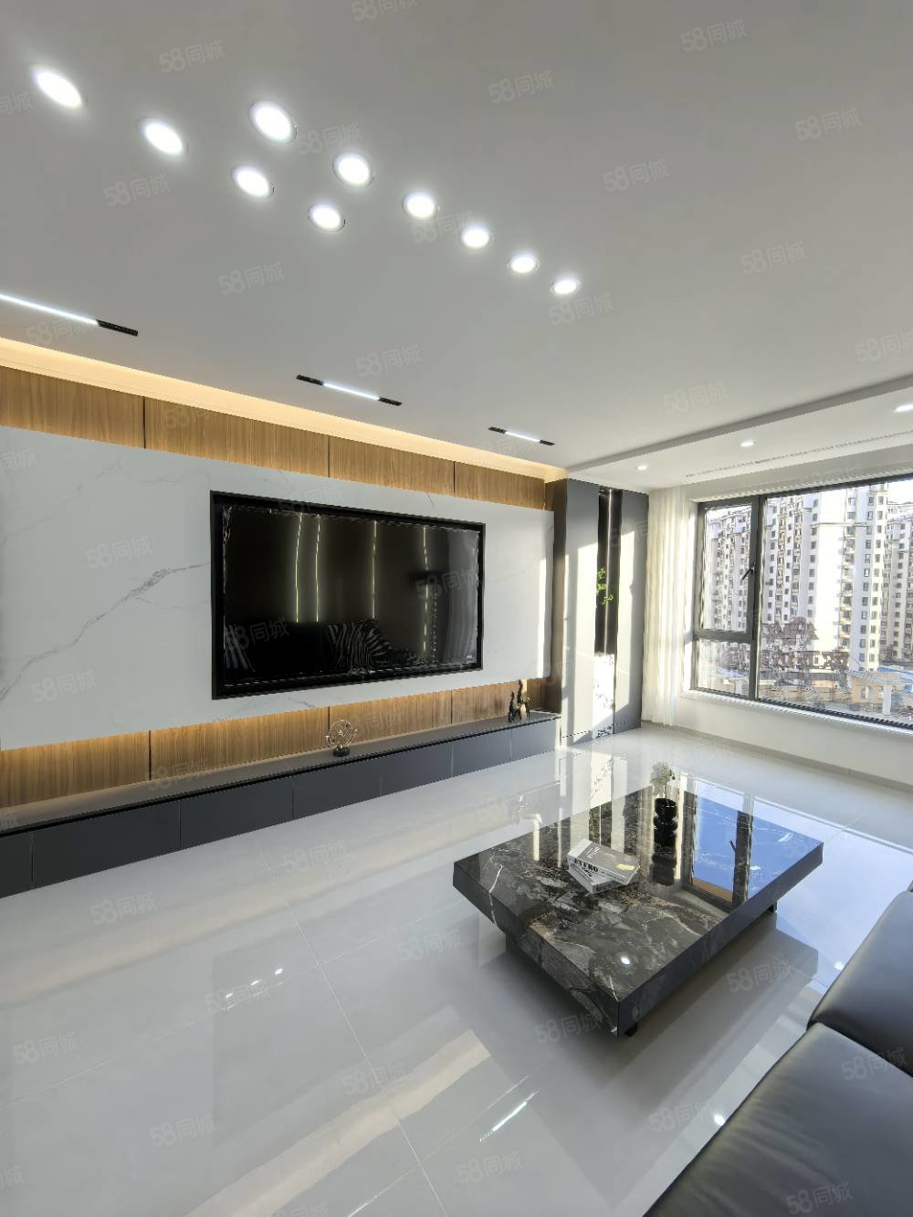 星河万源蓝湾3室2厅2卫133.36㎡南北73.8万