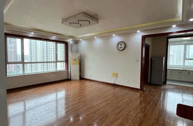 莲湖新城 小高层中间楼层边户，带车位储藏室。免大税