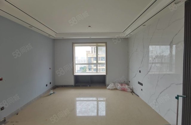 星光东昌丽都(南区) 南北通透 精装可拎包入住 交通便捷