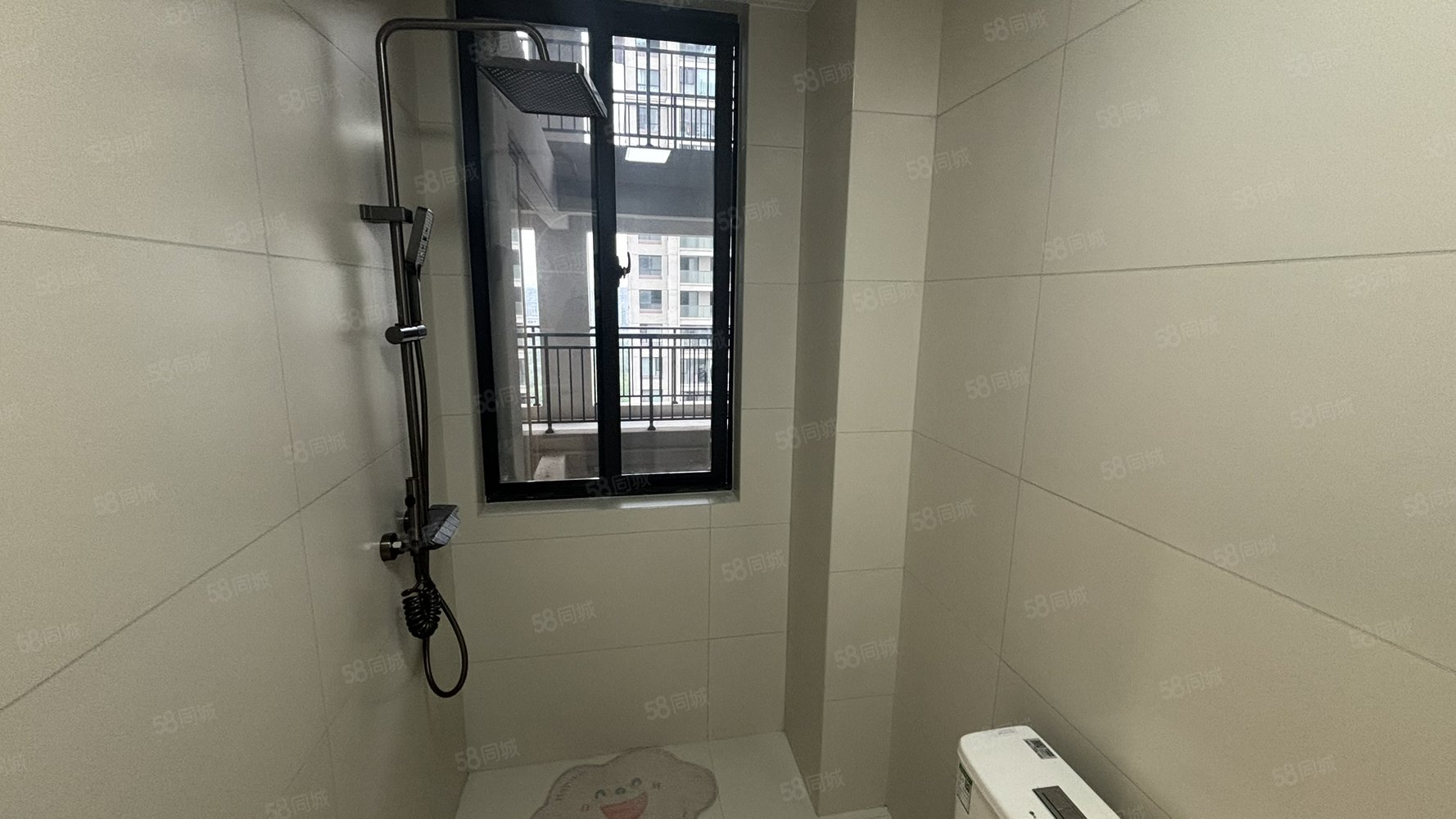 锦绣兰湾3室2厅1卫105㎡南北55万