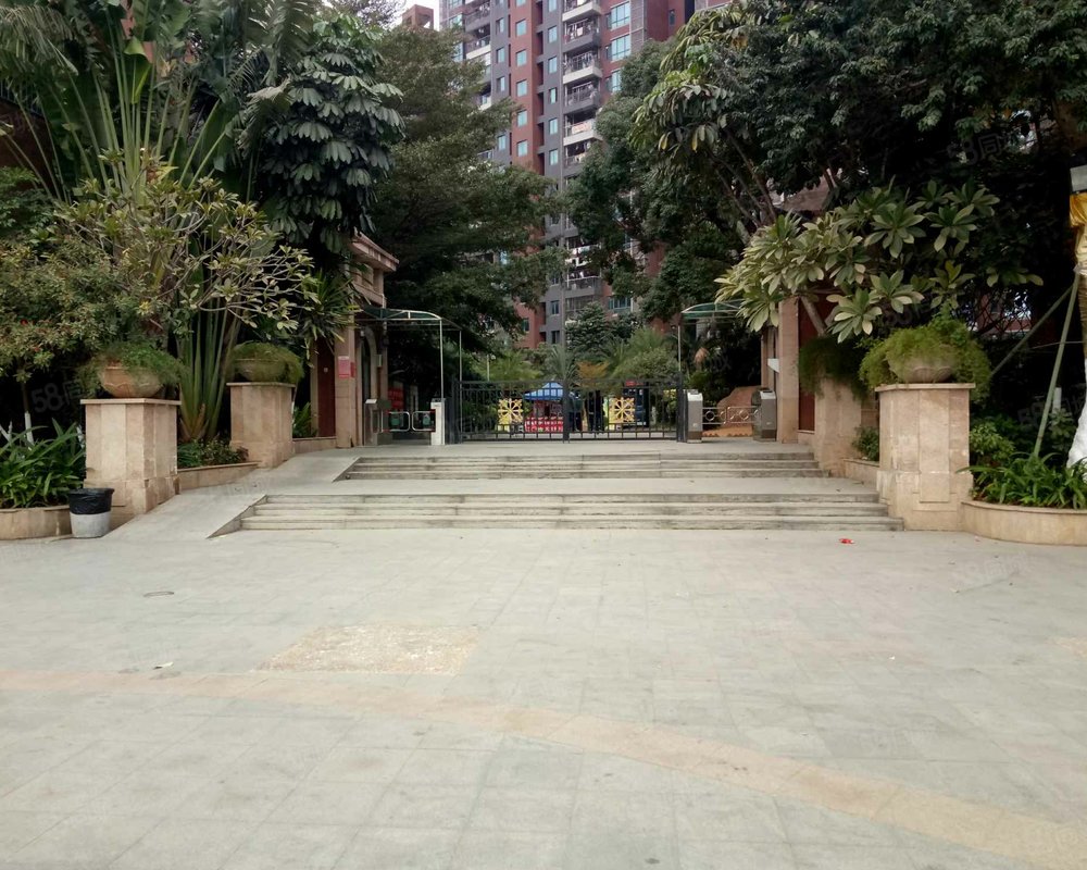 金沙花园环城路以外