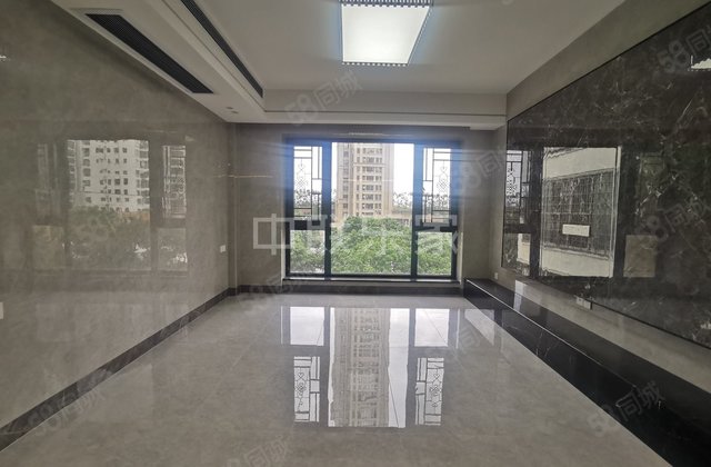 三潭小区3室2厅130㎡138万二手房图片