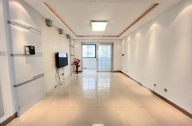 急售 东昌东 实验小 三叶草户型双阳台双卫 滨河花园