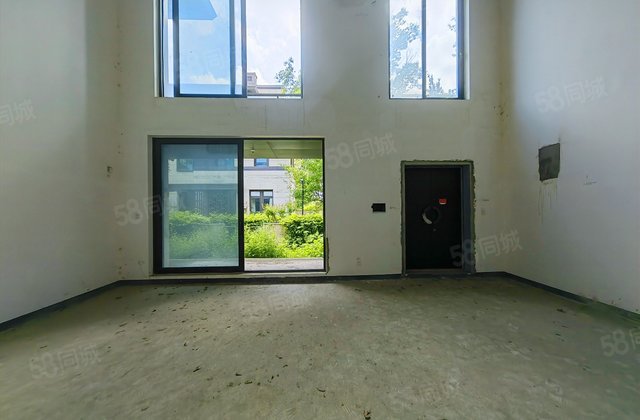 融创玖棠府(别墅)3室2厅236㎡1449万二手房图片