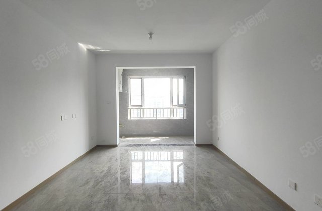 75   实验区政府县医院松桂大街电梯房现房新房未住