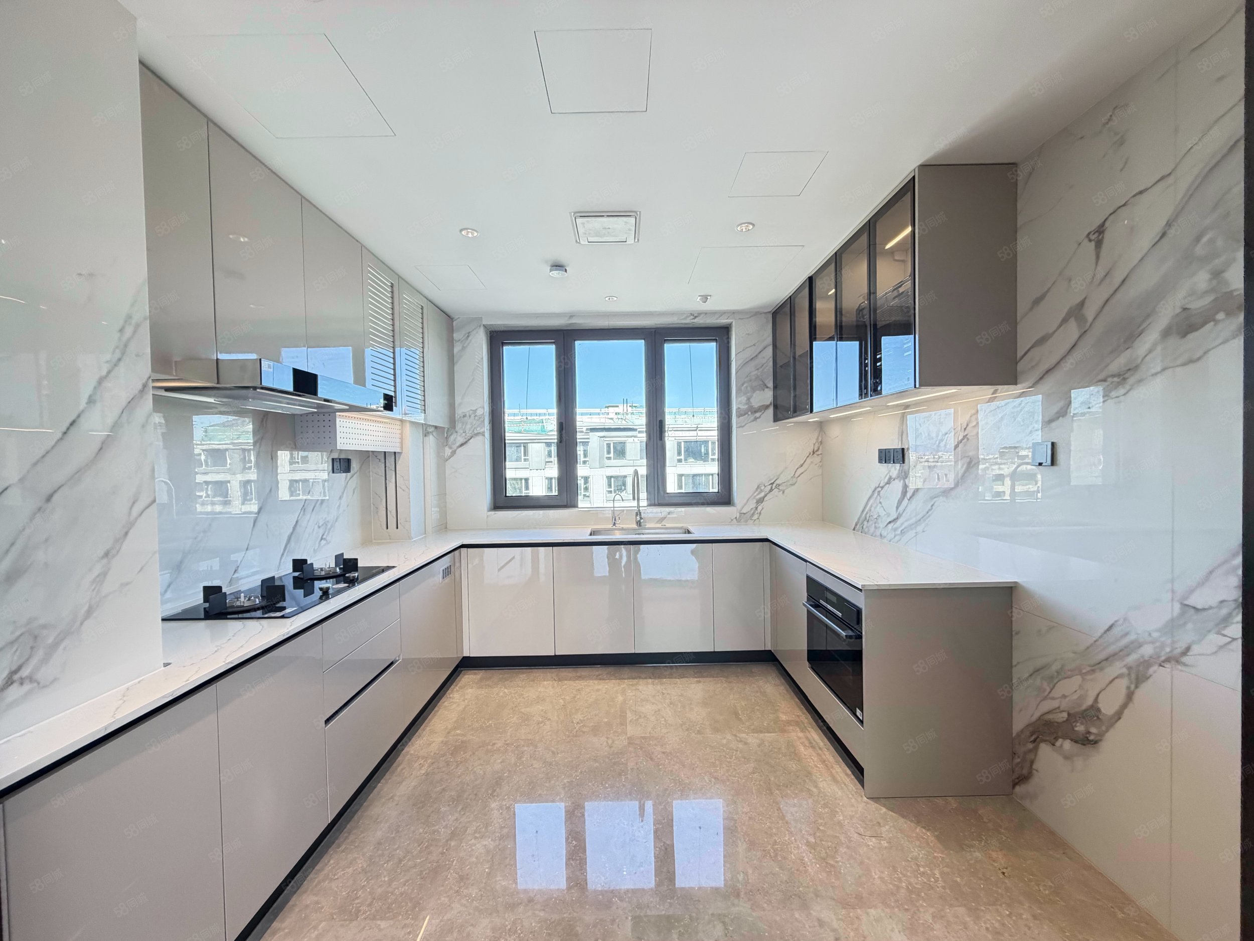 中建宸園4室2廳3衛(wèi)170㎡南北1520萬