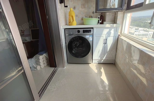 先锋翡翠湾 3房 周边配套完善