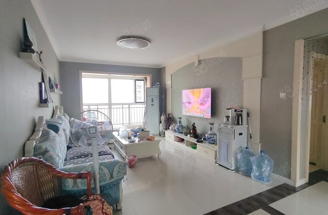 带车位 储藏室 三室两卫 南北通透 精装 龙湾