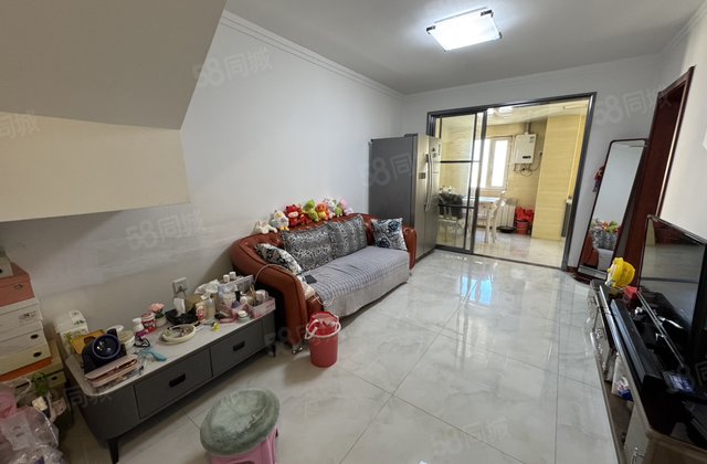 水木华庭2室1厅67㎡32万二手房图片