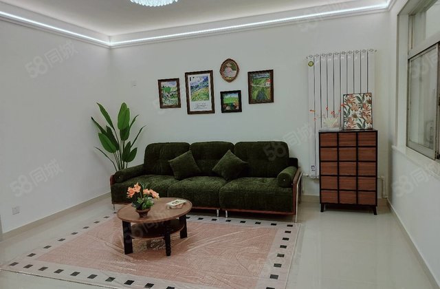 阳光  实验中 教师新村 高楼层采光充足 装修好 出行方便