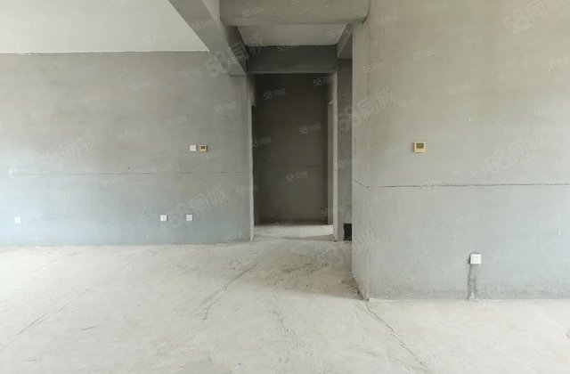 胜利佳苑3室1厅165㎡58万二手房图片