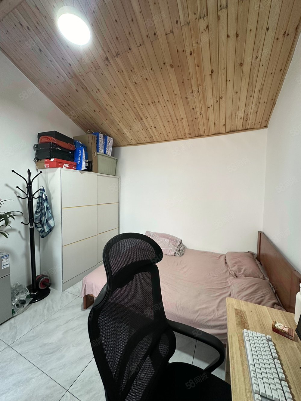 西四北八條小區(qū)1室0廳0衛(wèi)16.6㎡南北218萬