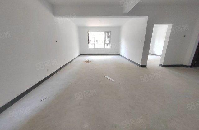 江北水镇别墅！带院！下沉！东昌路内部复式。英伦花园