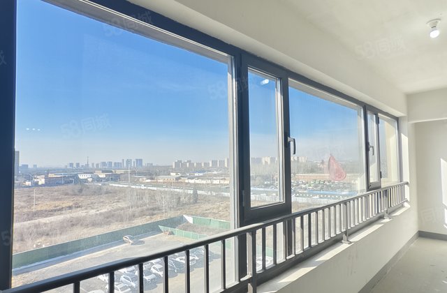 中海铂悦公馆2室2厅100㎡66万二手房图片