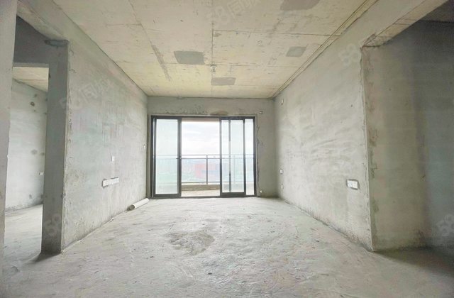 南太珑玺花园4室2厅116㎡119万二手房图片