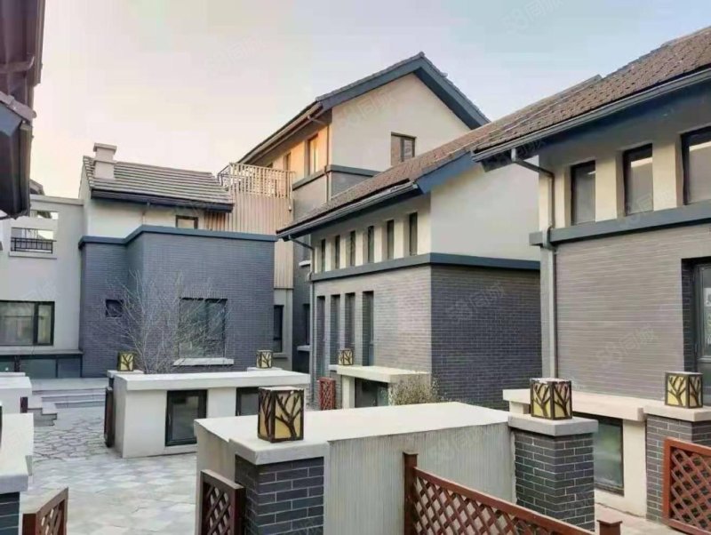 星耀五洲别墅(四合院)电梯中式别墅 私家大院 带车位