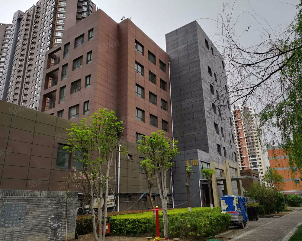 安居东城首府