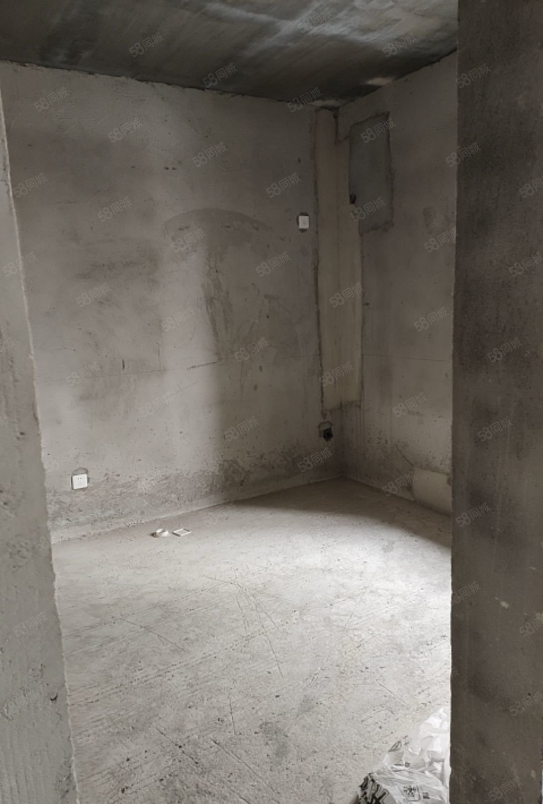 建投金桂湾3室2厅2卫123㎡南68万