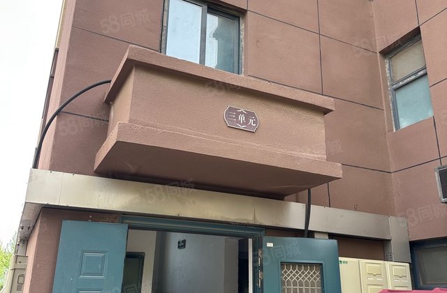 看房随时 医疗配套成熟 楼龄新 南向采光好 合适可谈