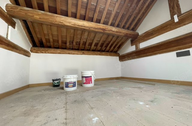 纱络胡同小区1室0厅12.8㎡212万二手房图片