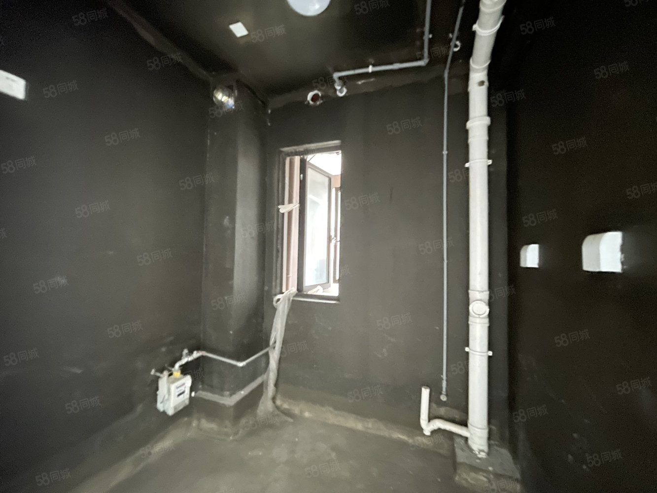 世茂建杭国风澜园3室2厅2卫102㎡南北188万