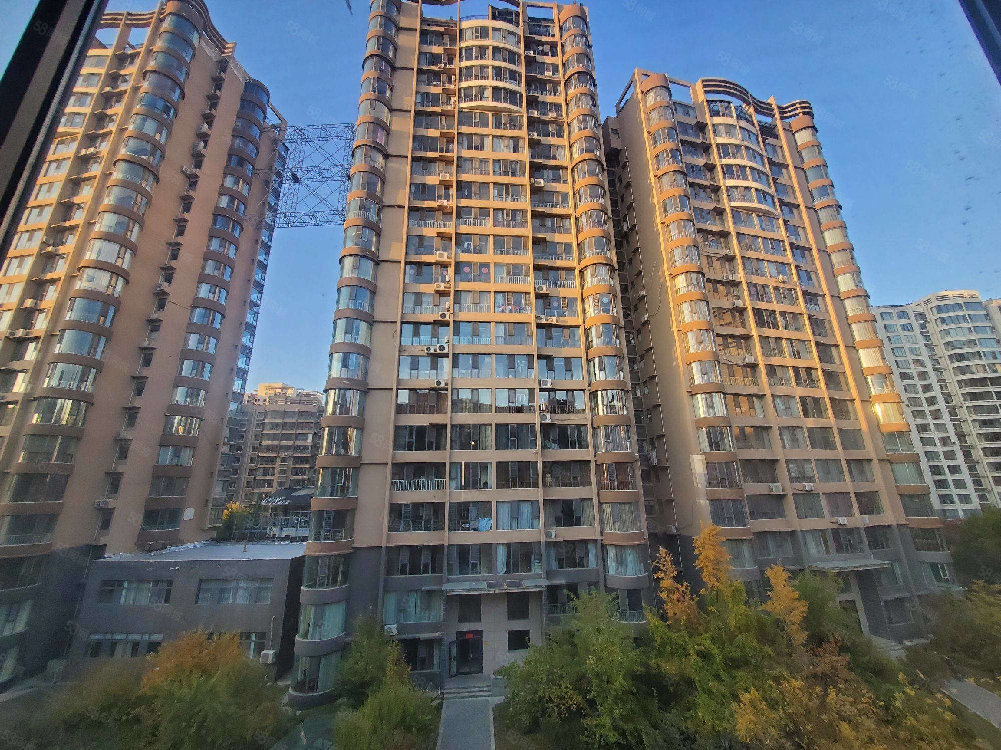 捡漏包过户润园别墅君汇华府潞鼎九号滨河城世纪春天六居公积金