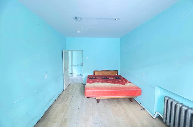 一汽43街区2室2厅75㎡35万二手房图片