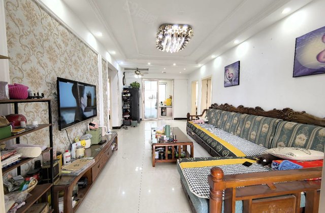 急售 六中 大润发 市中心 星光中央丽都 两卫 免大税 送储