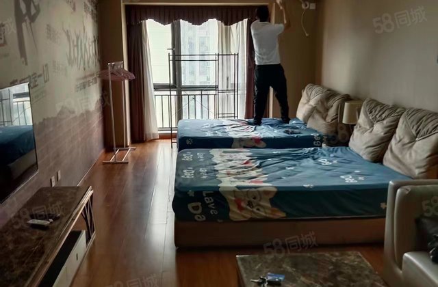 三水万达广场1室1厅54㎡25万二手房图片