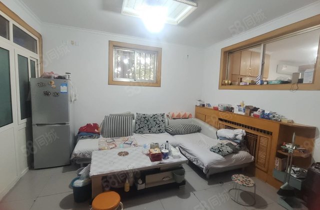 出售 实拍 多层二楼 东边户 小区停车方便 南边通透正规三室