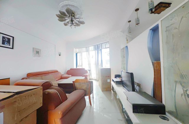 名门豪苑3室2厅129.5㎡150万二手房图片