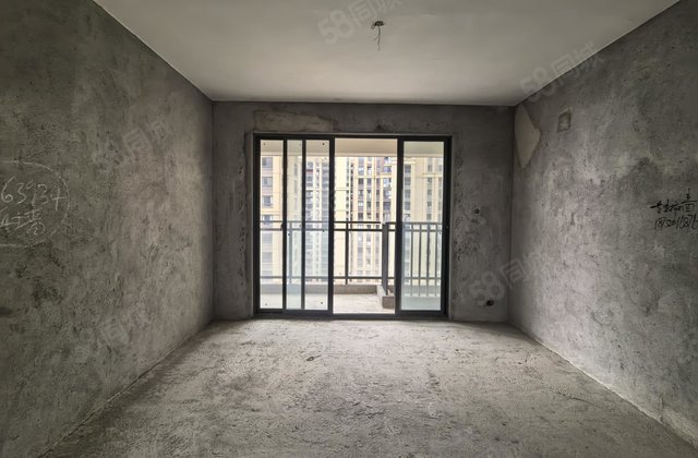 永鸿国际文化城C区4室2厅141.79㎡88万二手房图片