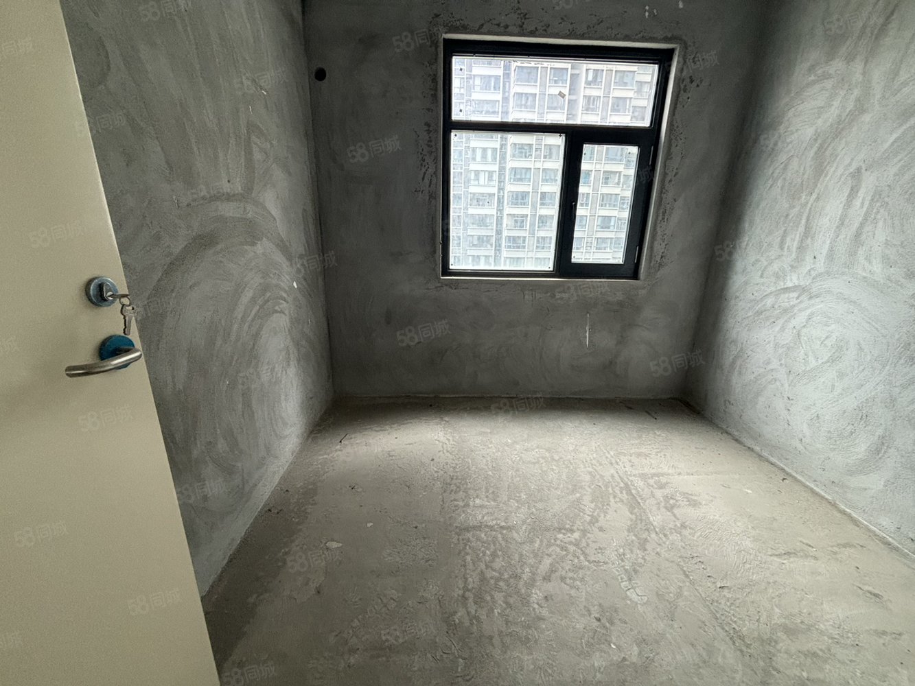 常隆花园3室2厅1卫100.4㎡南北47.5万