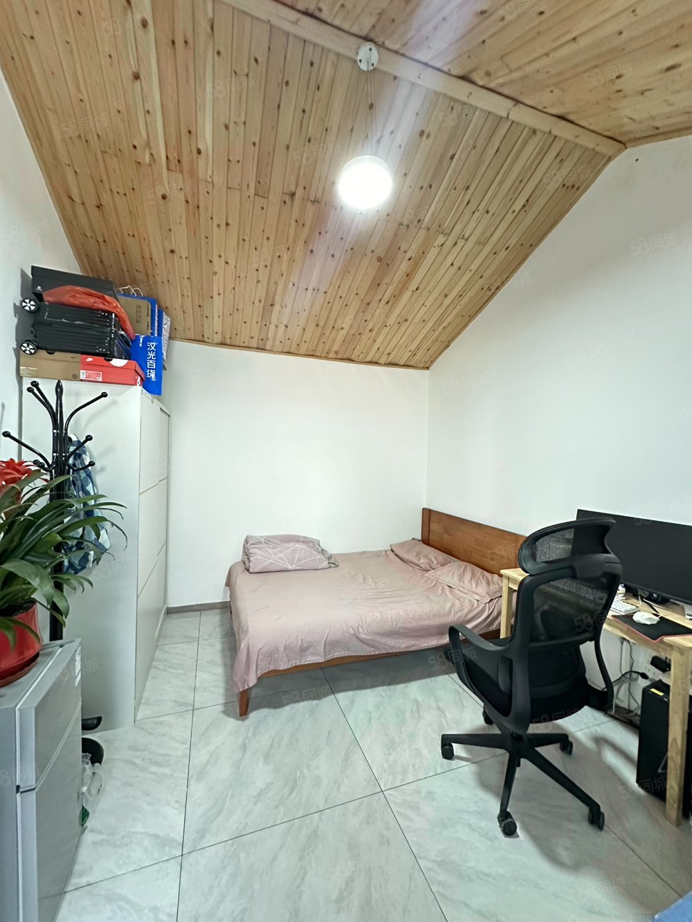 西四北八條小區(qū)1室0廳0衛(wèi)16.6㎡南北218萬