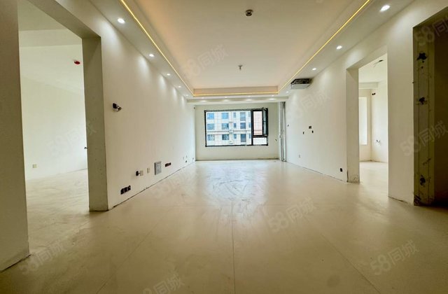 96万，徒骇河，三叶草，送车位，莲湖新城，昌润莲城，莲湖湾