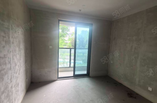 凤璘府4室2厅129.54㎡159万二手房图片