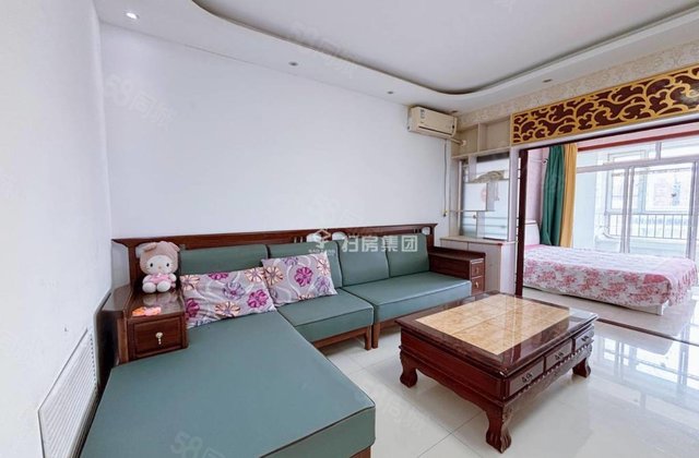 英伦对面！英才小区上东昌，精装修两室，有车位储藏室免大税