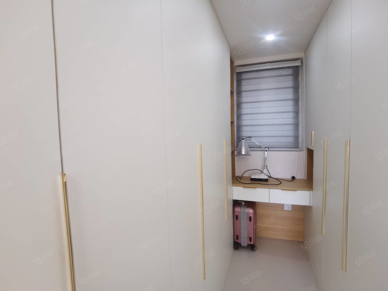 圣桦锦江天玺3室2厅1卫109㎡南北71万