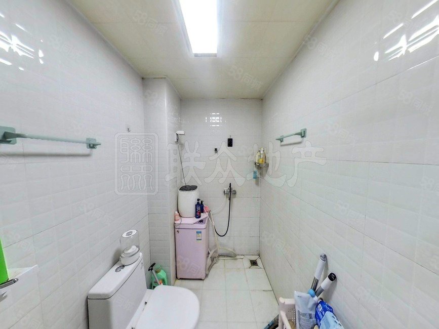 新興家園(西區(qū))3室2廳2衛(wèi)127.04㎡南北270萬