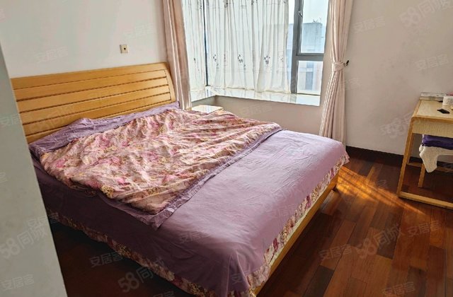 东湖大郡三期3室2厅115㎡400万二手房图片