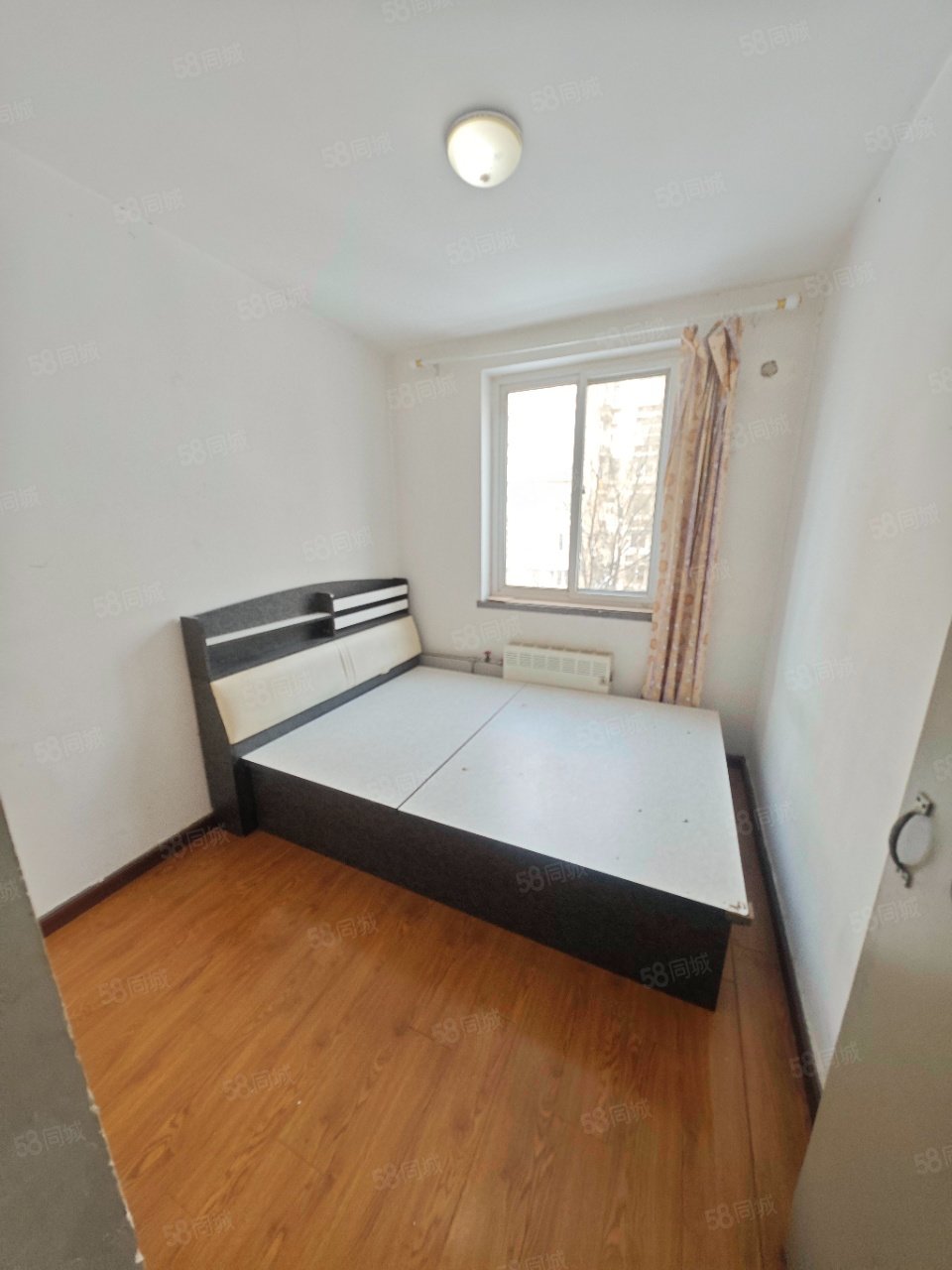 三嘉信苑2室1廳1衛(wèi)63㎡南北180萬(wàn)