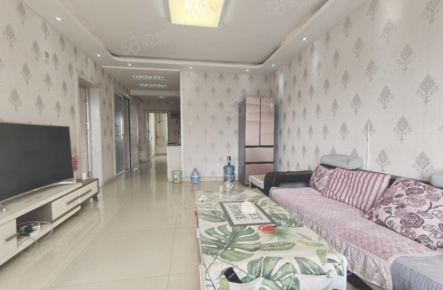 花园北路 电梯三室 交通便利 高楼层视野好 装修好 满五